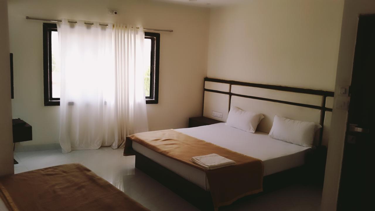Shree Jee Intenational Hotel Nāthdwāra Esterno foto