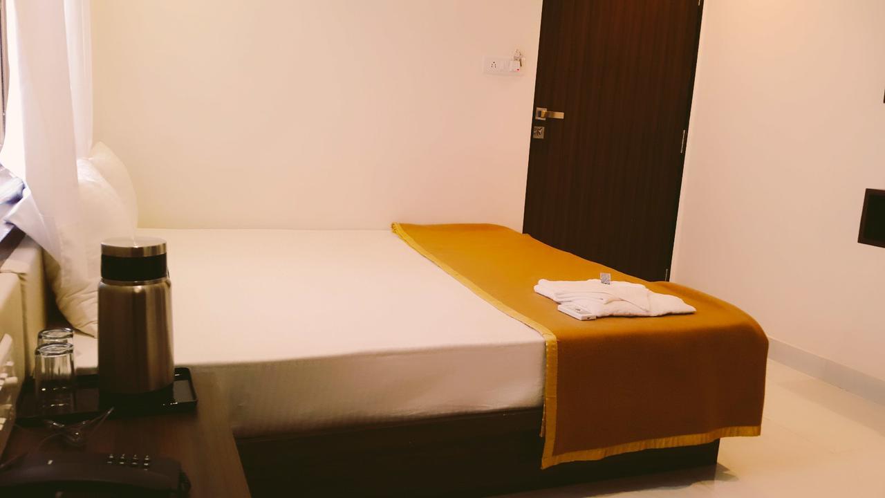 Shree Jee Intenational Hotel Nāthdwāra Esterno foto