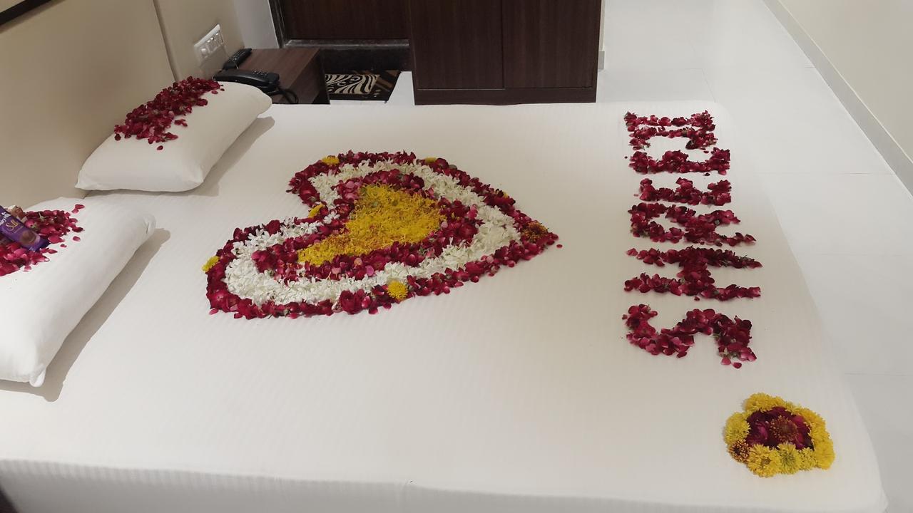Shree Jee Intenational Hotel Nāthdwāra Esterno foto